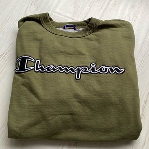 Champion green sweatshirt   Size Medium